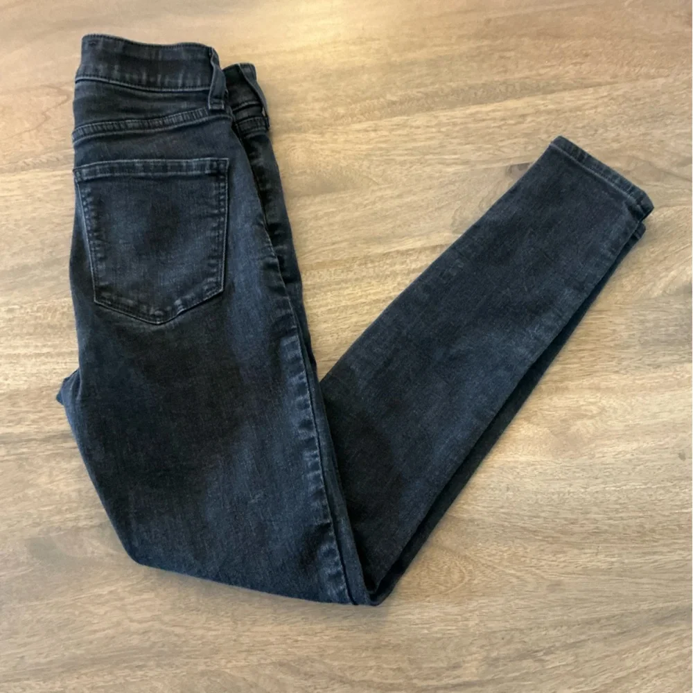 Gap, black universal  high-rise jeggings - Picture 3 of 9